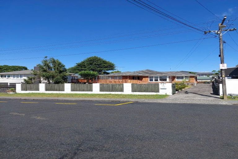 Photo of property in 23 Greenmeadows Avenue, Manurewa East, Auckland, 2102