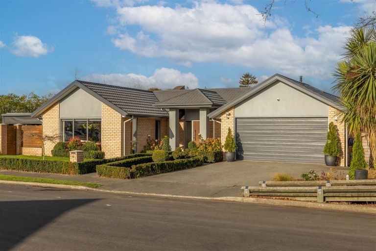 Photo of property in 26 John Campbell Crescent, Hillmorton, Christchurch, 8024