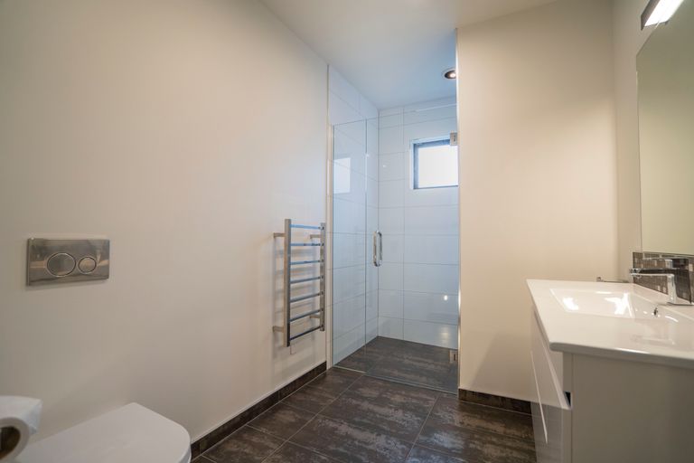 Photo of property in 4 Barker Place, Waikiwi, Invercargill, 9810