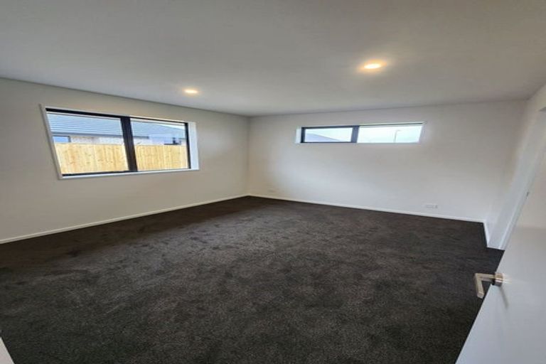 Photo of property in 10 Ellmers Street, Woodend, 7610