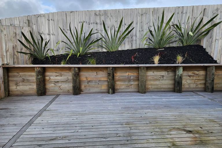 Photo of property in 36a Poruru Close, Papakura, 2110