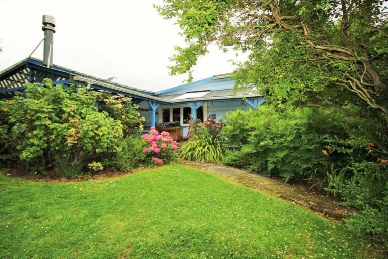 Photo of property in 19 Main Road, Maheno, Oamaru, 9495