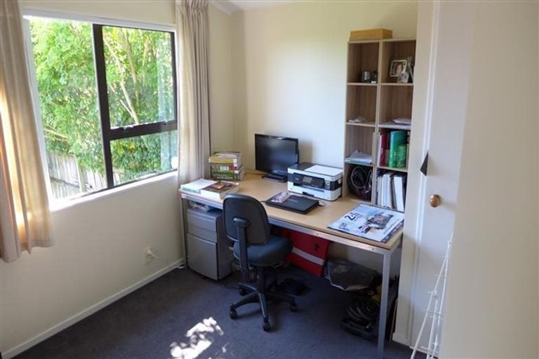 Photo of property in 1/130 Colwill Road, Massey, Auckland, 0614