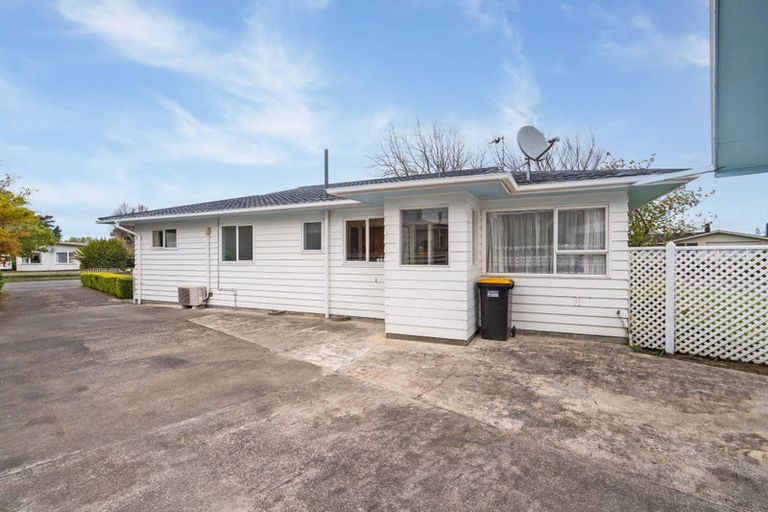 Photo of property in 4 Fairbrother Street, Carterton, 5713