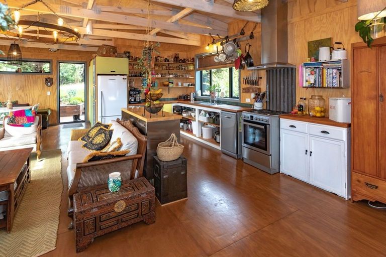 Photo of property in 399c Tairua Whitianga Road, Whenuakite, Whitianga, 3591