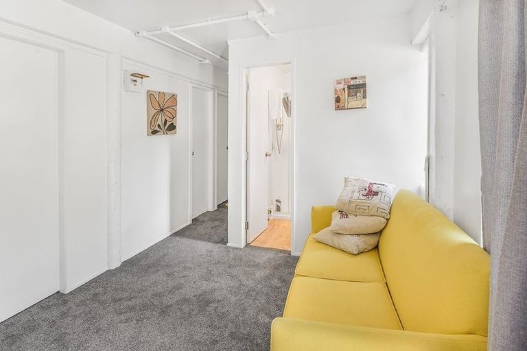 Photo of property in 20 Chedworth Avenue, Chedworth, Hamilton, 3210