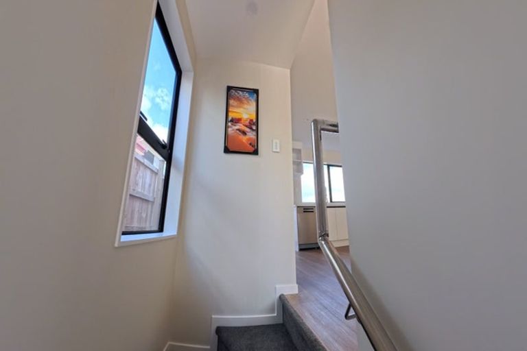 Photo of property in 6/20 William Souter Street, Forrest Hill, Auckland, 0620