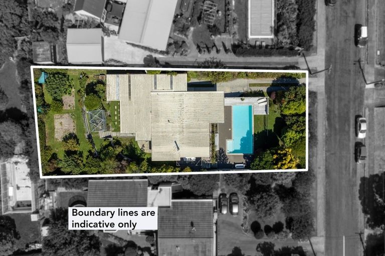 Photo of property in 13 Kotare Street, Waikanae, 5036