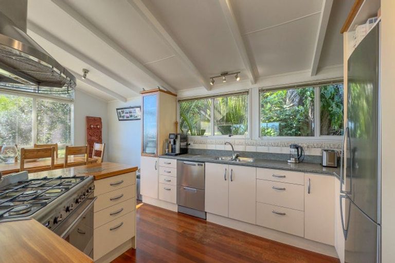 Photo of property in 36a Mount Avenue, Pauanui, Hikuai, 3579