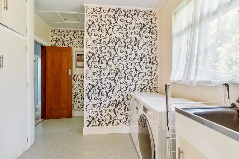 Photo of property in 72 Shearman Street, Waimate, 7924