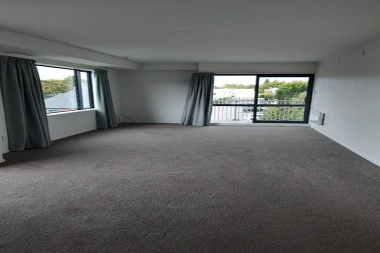Photo of property in Gloucester Towers, 7/28 Gloucester Street, Christchurch Central, Christchurch, 8013
