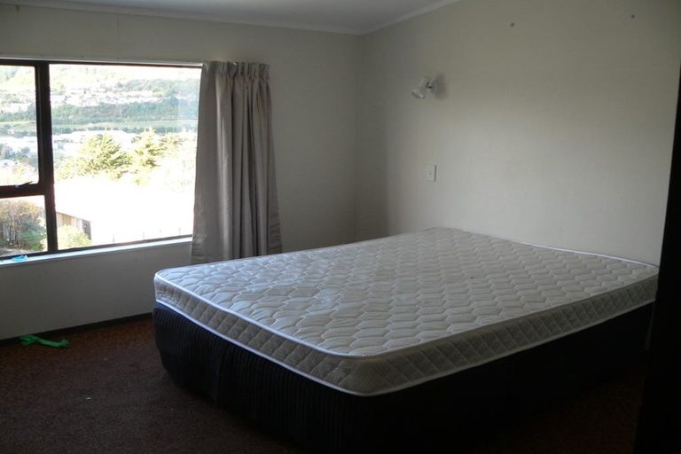 Photo of property in 82 Fyvie Avenue, Tawa, Wellington, 5028