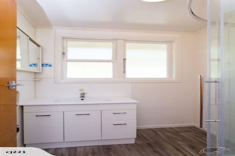 Photo of property in 18 Webb Road, Durie Hill, Whanganui, 4500