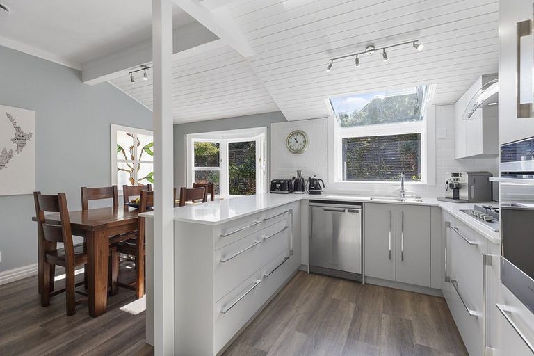 Photo of property in 20 Imlay Crescent, Ngaio, Wellington, 6035