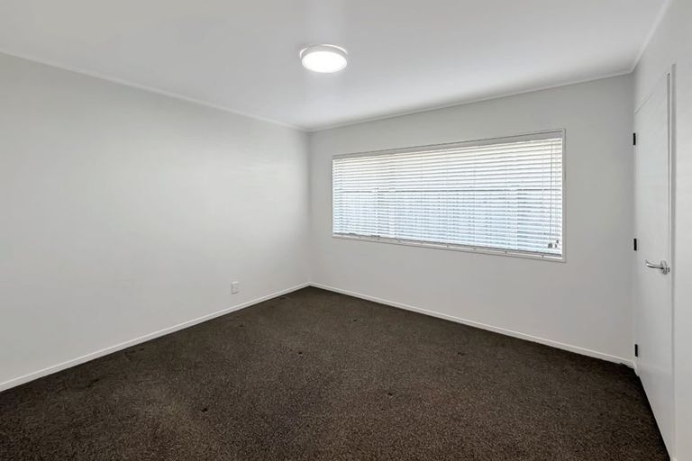 Photo of property in 56 Kilimanjaro Drive, Northpark, Auckland, 2013