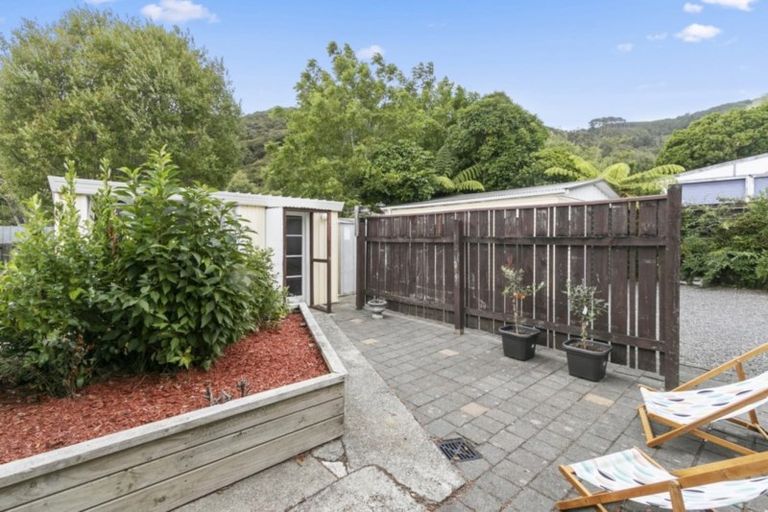 Photo of property in 21 Gardiner Grove, Wainuiomata, Lower Hutt, 5014