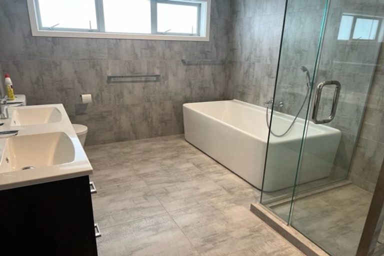 Photo of property in 43a Bayswater Avenue, Bayswater, Auckland, 0622