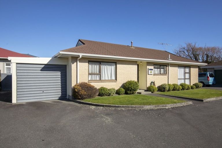 Photo of property in 4/30 Leighton Avenue, Waiwhetu, Lower Hutt, 5010