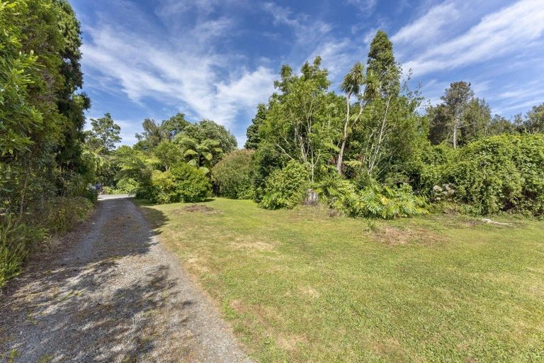 Photo of property in 26 Avenue North Road, Levin, 5510