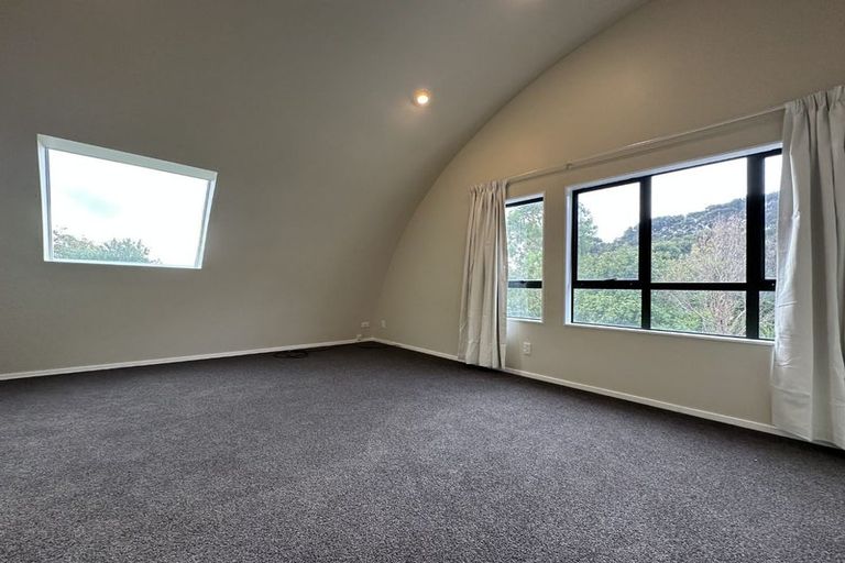 Photo of property in 6 Tanah Merah Drive, Papakura, 2110