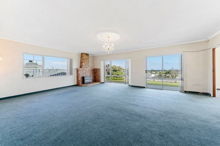 Photo of property in 140 Parklands Avenue, Bell Block, New Plymouth, 4312