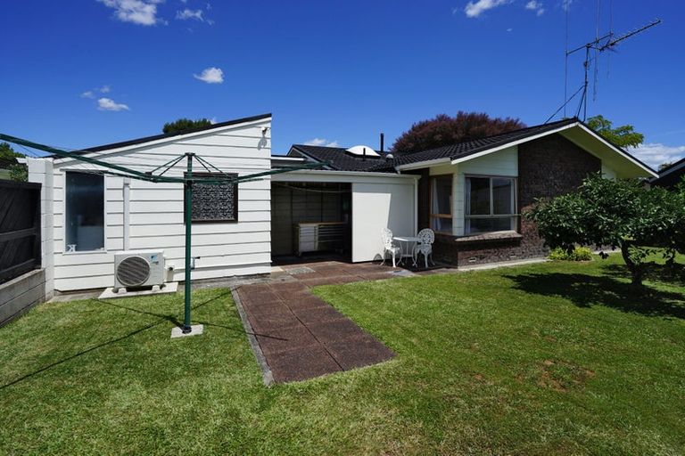Photo of property in 6 Norma Place, Riverlea, Hamilton, 3216