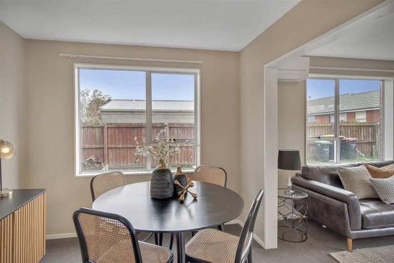 Photo of property in 2/40 Wilson Street, Islington, Christchurch, 8042