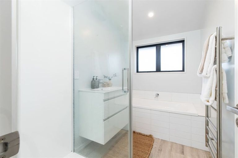 Photo of property in 2/58 Innes Road, St Albans, Christchurch, 8052