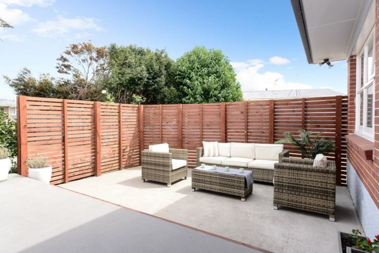 Photo of property in 21 Springfield Crescent, Enderley, Hamilton, 3214