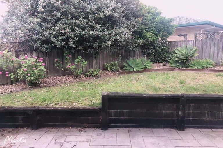 Photo of property in 98 Landing Drive, Albany, Auckland, 0632