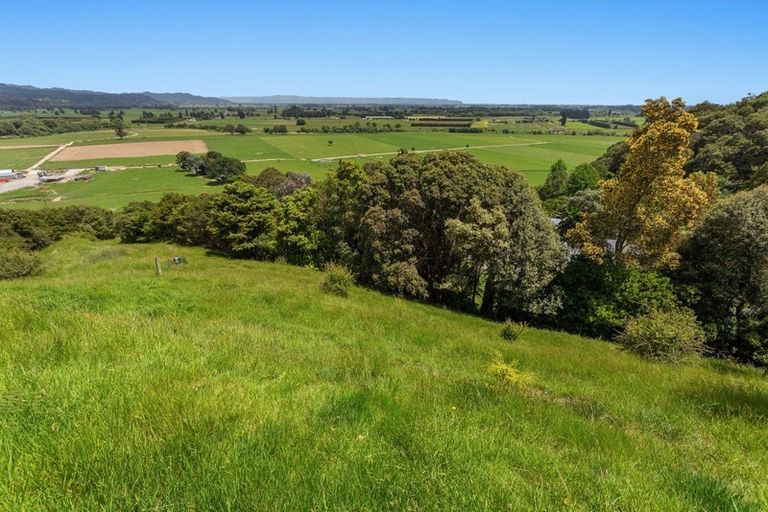 Photo of property in 107 Taneatua Road, Whakatane, 3191