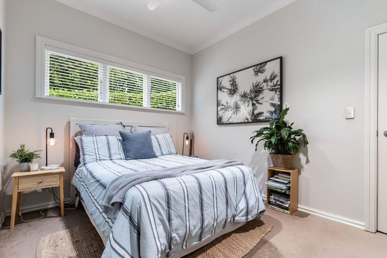 Photo of property in 47 Waipuia Place, Greenhithe, Auckland, 0632