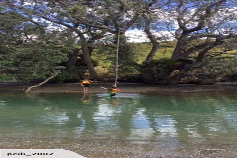 Photo of property in 42 Campbell Road, Tawharanui Peninsula, Warkworth, 0986