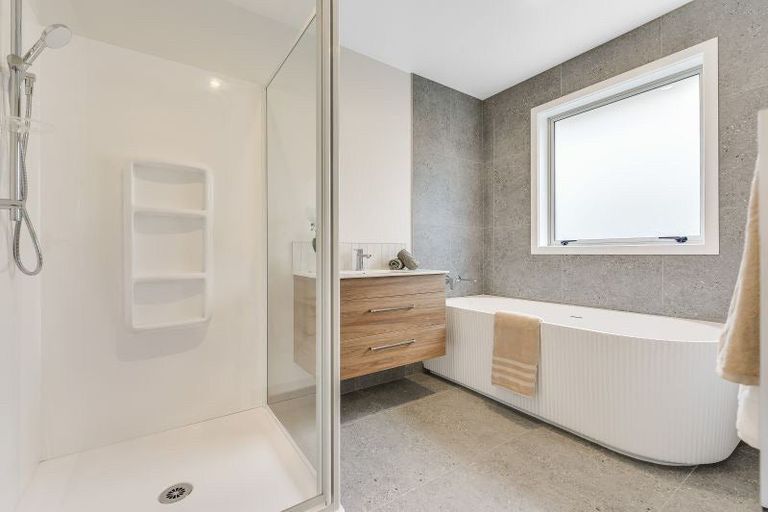 Photo of property in 3 Korako Lane, Baverstock, 3200