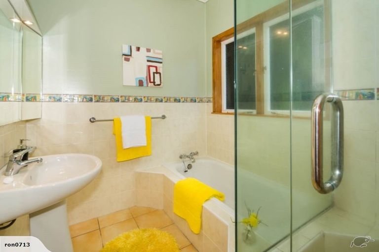 Photo of property in 1/27 Hythe Terrace, Mairangi Bay, Auckland, 0630