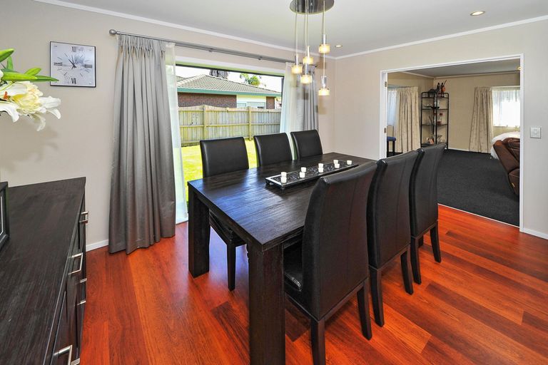 Photo of property in 3 Glenross Drive, Wattle Downs, Auckland, 2103
