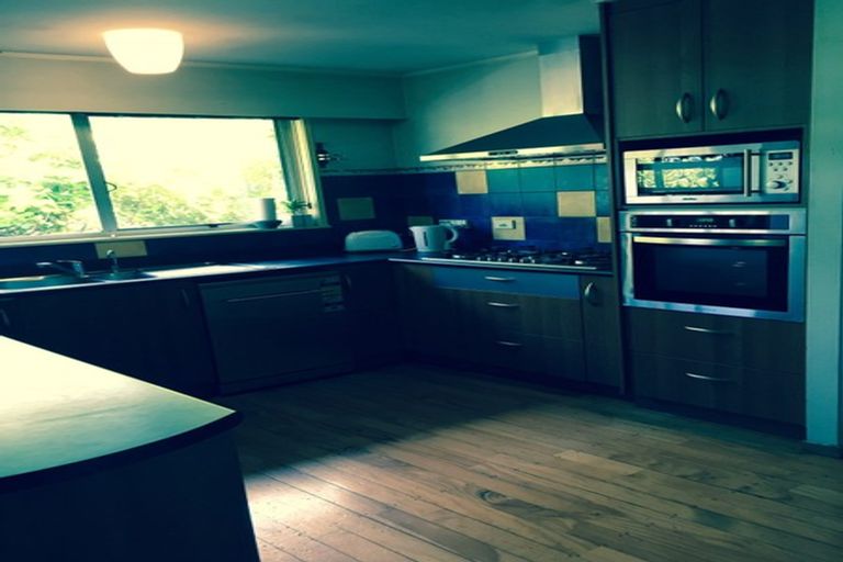 Photo of property in 5 Don Croot Street, Morningside, Auckland, 1021