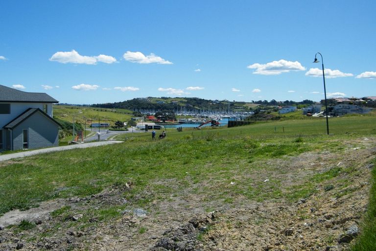 Photo of property in 18 Parkview Drive, Gulf Harbour, Whangaparaoa, 0930