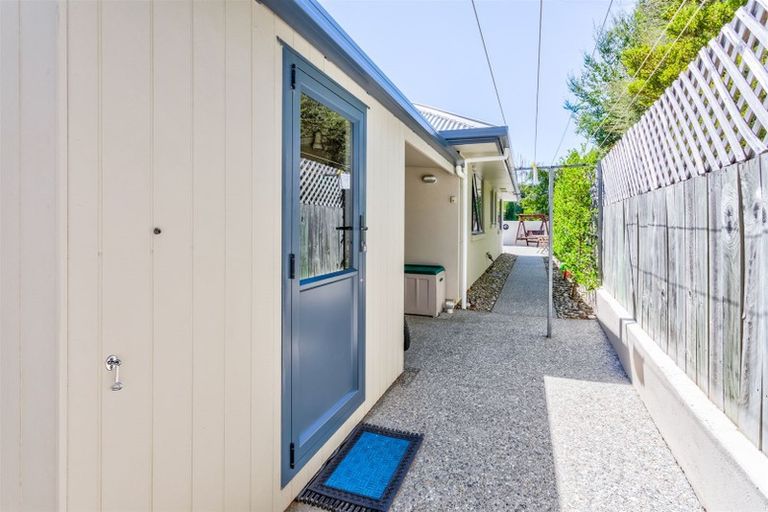 Photo of property in 72 Meadowstone Drive, Wanaka, 9305