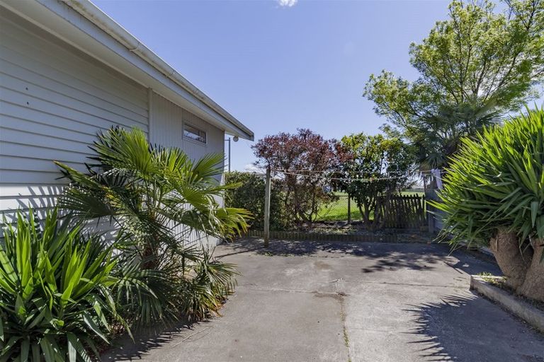 Photo of property in 33 Frickleton Street, Taradale, Napier, 4112