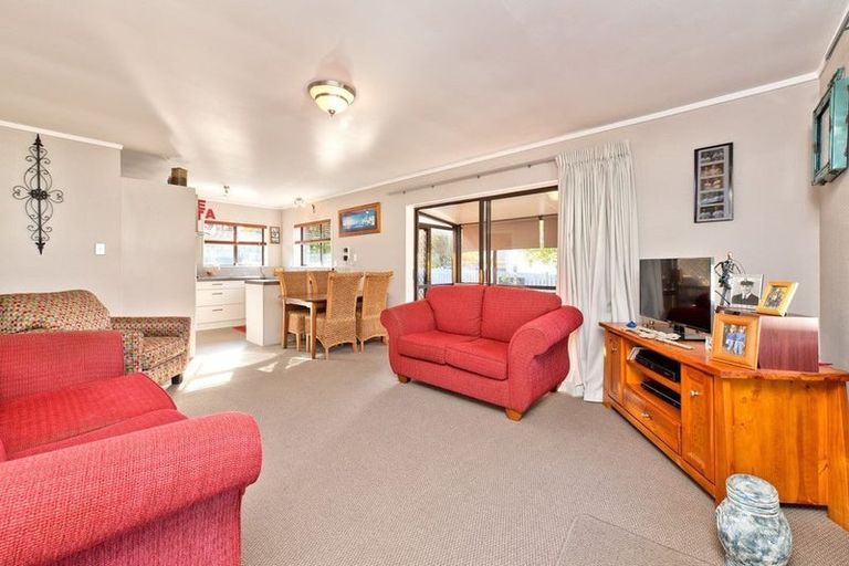 Photo of property in 284a Queen Street, Pukekohe, 2120