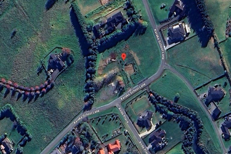 Photo of property in 11 Karaka School Lane, Karaka, 2580