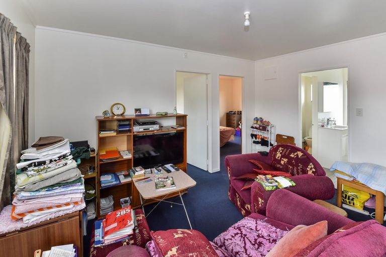 Photo of property in 8 Burbridge Road, Favona, Auckland, 2024