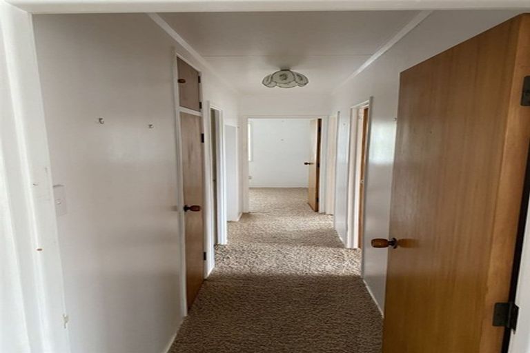 Photo of property in 123 Colombo Road, Waiuku, 2123