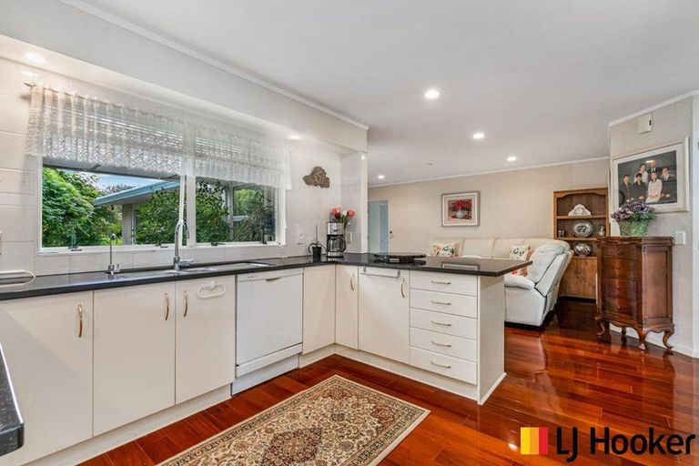 Photo of property in 29 Tington Avenue, Wattle Downs, Auckland, 2103