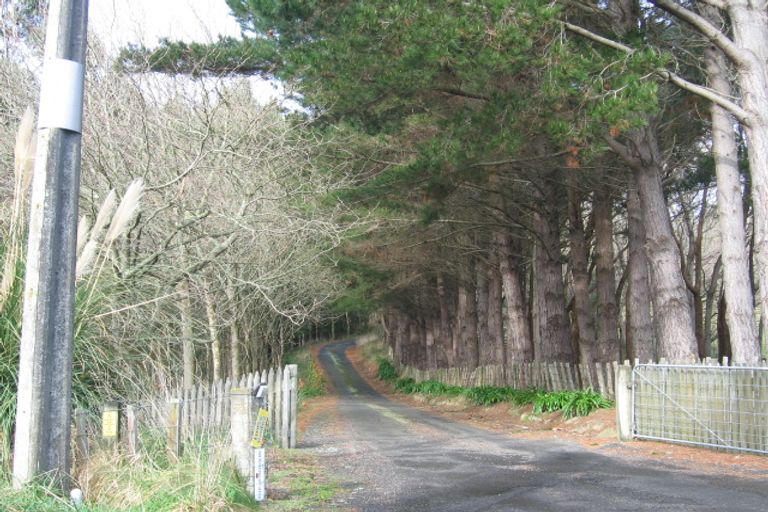 Photo of property in 122 Pahiatua Aokautere Road, Aokautere, Palmerston North, 4471