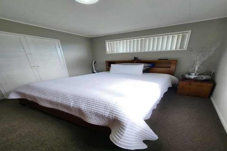 Photo of property in 58 Sharland Avenue, Manurewa, Auckland, 2102