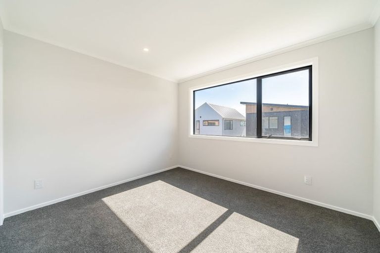 Photo of property in 11 Betty Boyes Street, Wallaceville, Upper Hutt, 5018