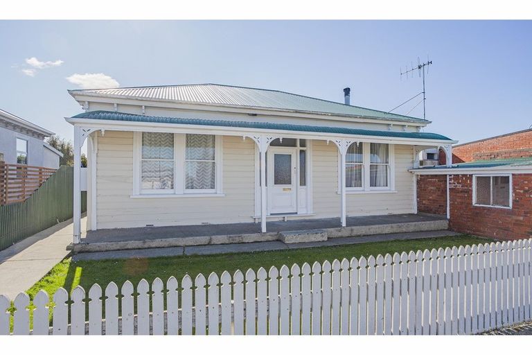 Photo of property in 309 Church Street, West End, Timaru, 7910