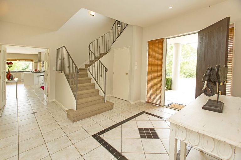 Photo of property in 246 State Highway 16, Kumeu, 0892